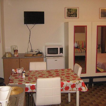Flat In Milan 3 Apartment ห้อง รูปภาพ
